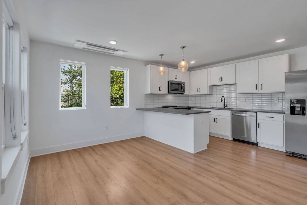 Condo for rent at 102 Duke St, Nashville, TN 37207