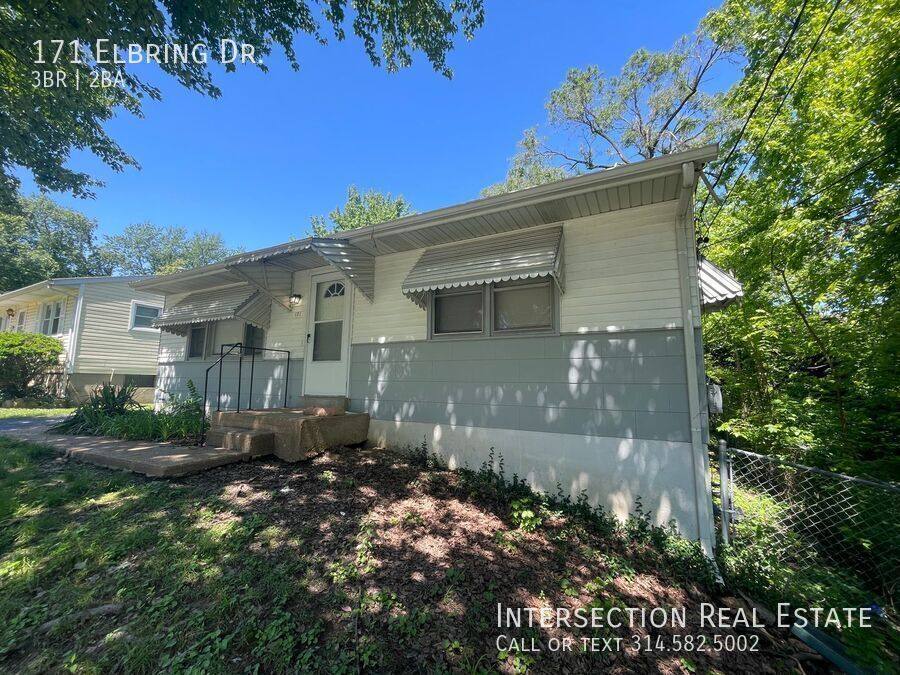 House for rent at 171 Elbring Dr, Saint Louis, MO 63135