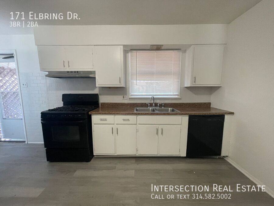 House for rent at 171 Elbring Dr, Saint Louis, MO 63135