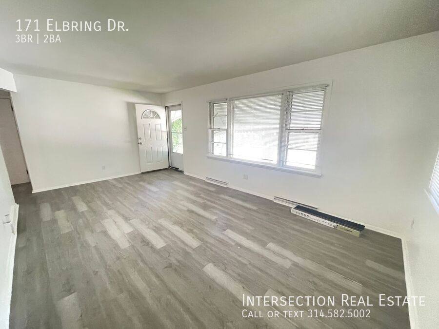 House for rent at 171 Elbring Dr, Saint Louis, MO 63135