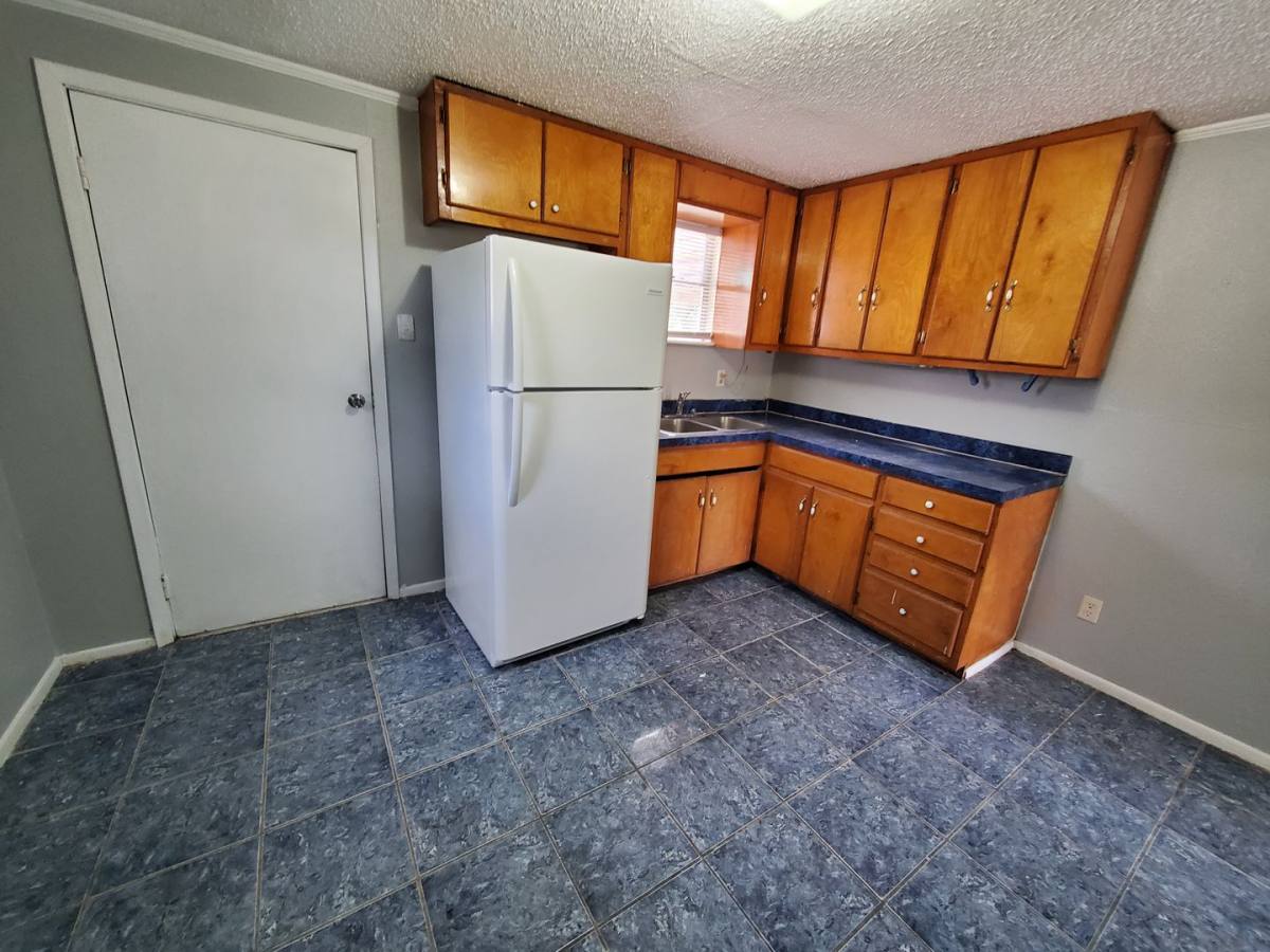 House for rent at 220 E 9th St, San Angelo, TX 76903