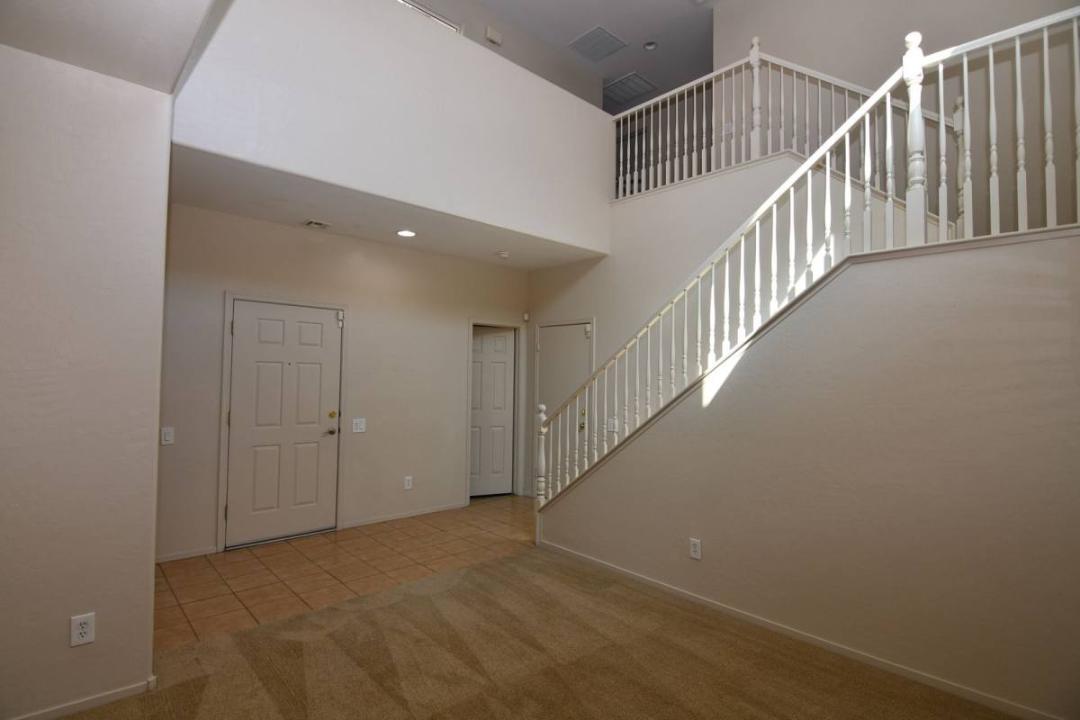 House for rent at 2689 Niddrie Ave, Henderson, NV 89044