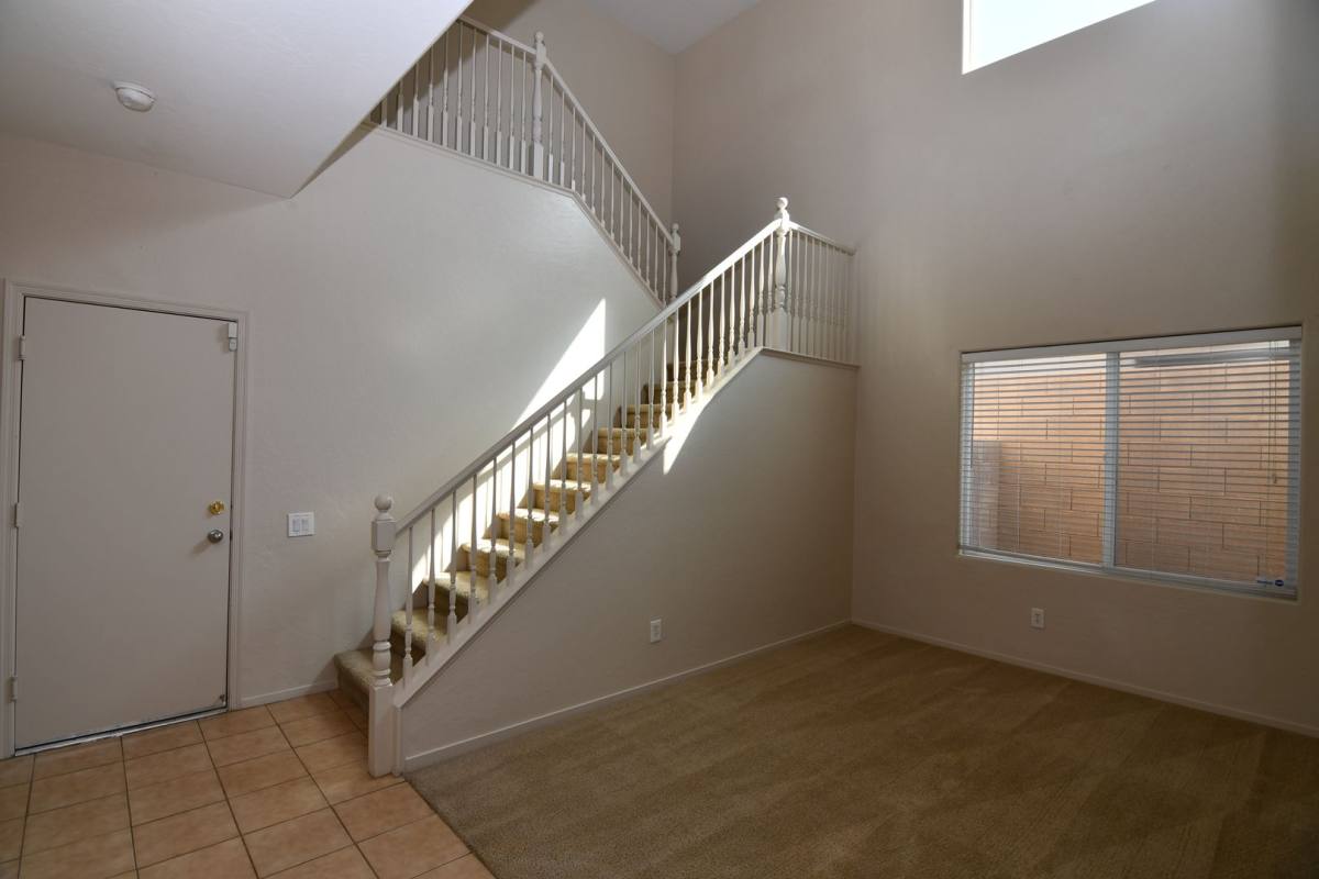 House for rent at 2689 Niddrie Ave, Henderson, NV 89044