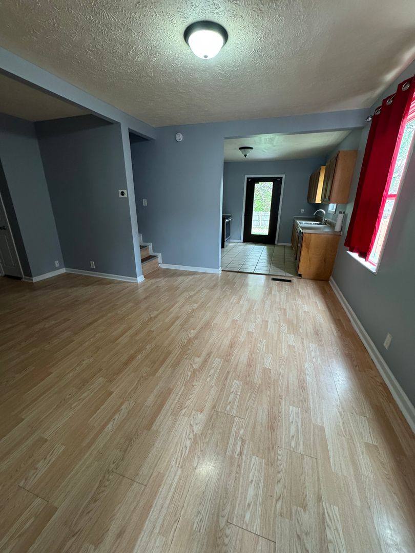 House for rent at 1251 Lafayette Ave NE, Grand Rapids, MI 49505