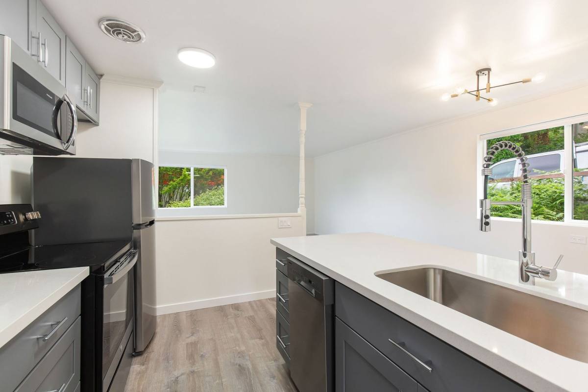 Apartment for rent at 2850 15th Ave W, Seattle, WA 98119