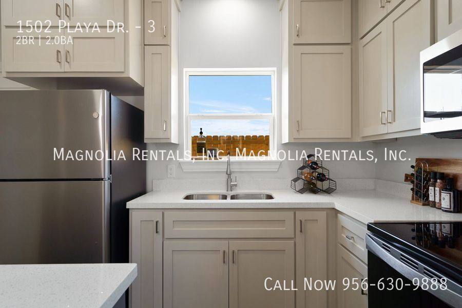 Apartment for rent at 1502 Playa Dr #3, Weslaco, TX 78596