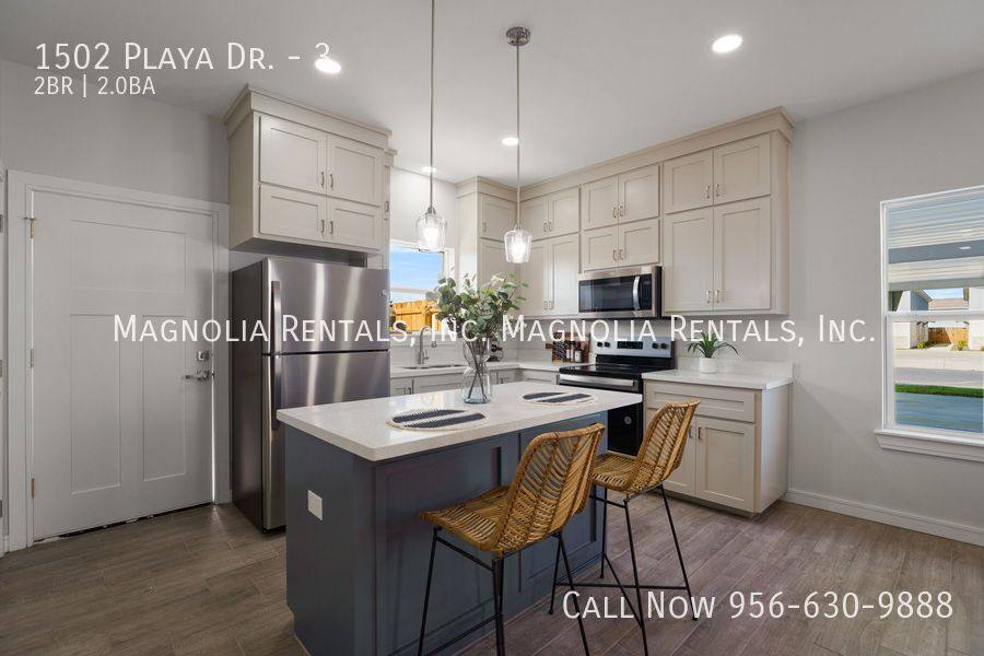 Apartment for rent at 1502 Playa Dr #3, Weslaco, TX 78596