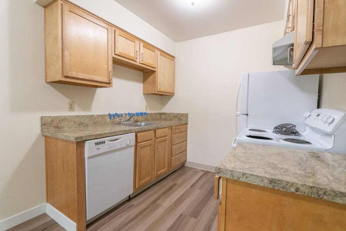 Apartment for rent at 2232 SE Pine, Portland, OR 97214