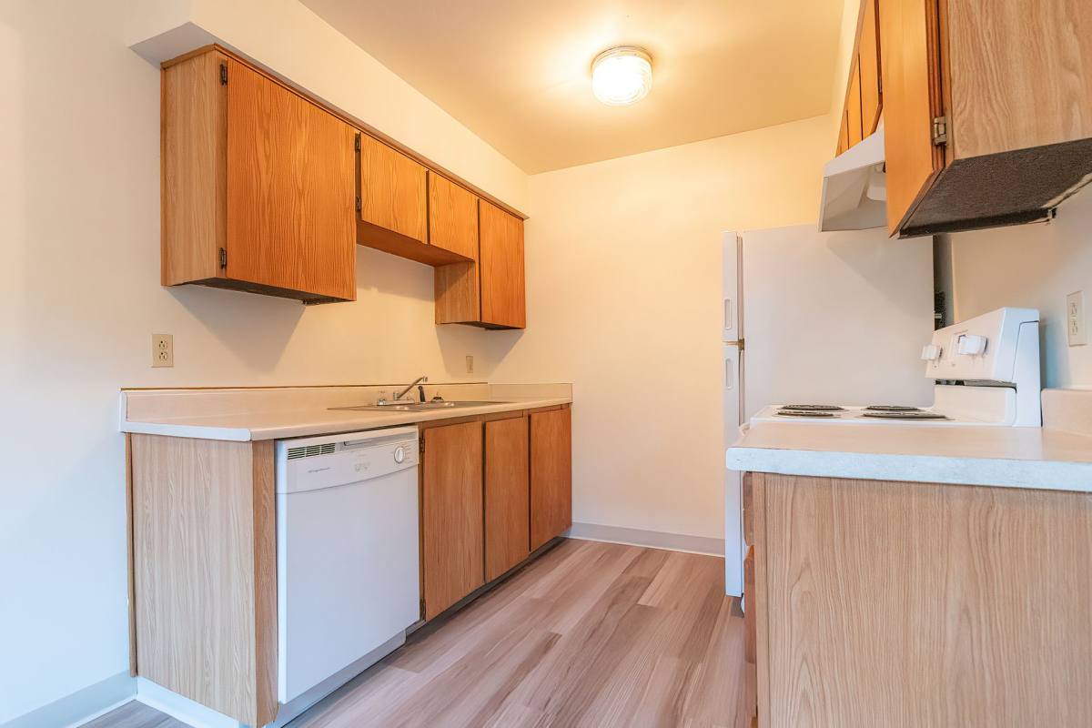 Apartment for rent at 2232 SE Pine, Portland, OR 97214