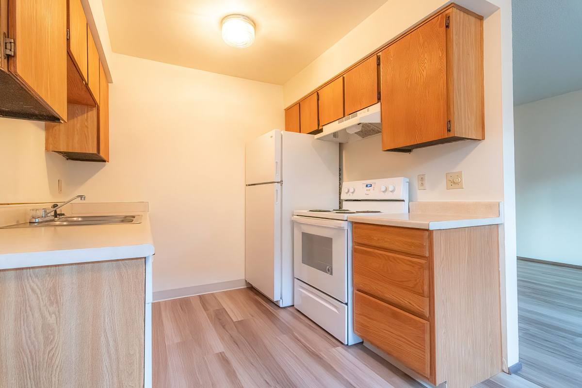Apartment for rent at 2232 SE Pine, Portland, OR 97214