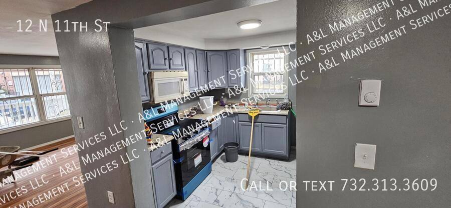 Townhouse for rent at 12 N 11th St, Newark, NJ 07107