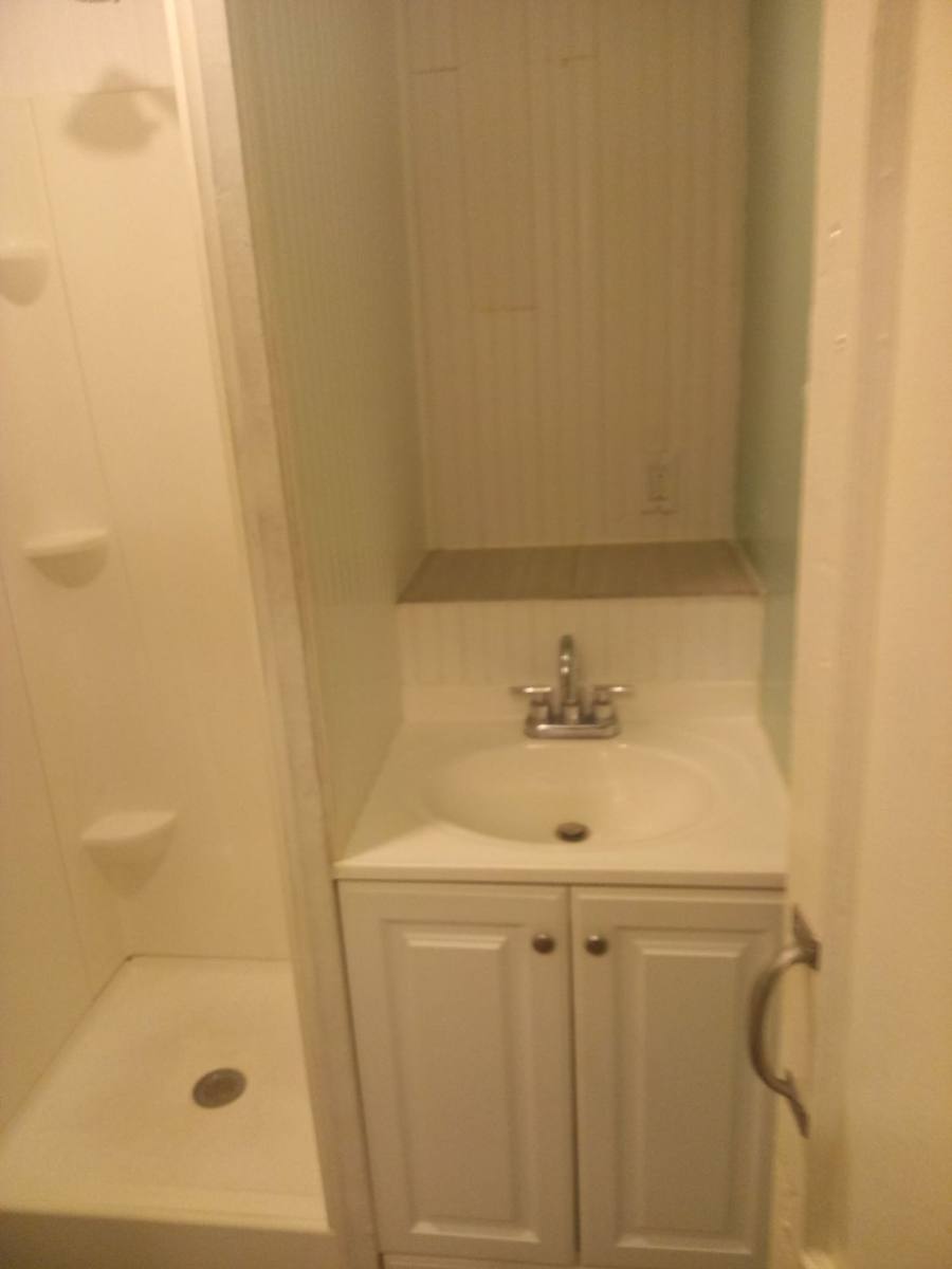 Apartment for rent at 1306 17th St W, Bradenton, FL 34205