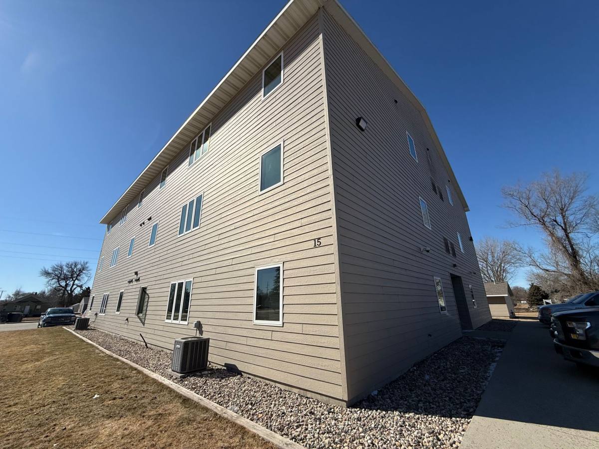Apartment for rent at 15 11th St NE, Watertown, SD 57201