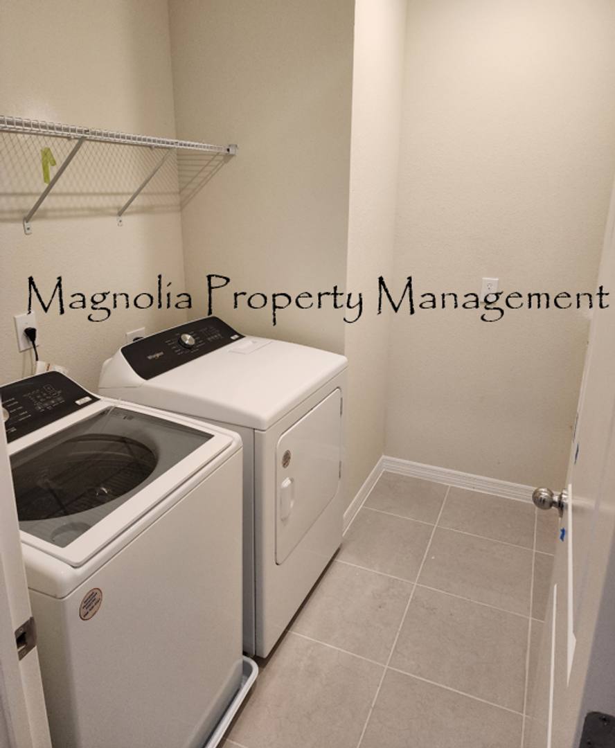 House for rent at 3619 Cambridge Brook Dr, Davenport, FL 33837
