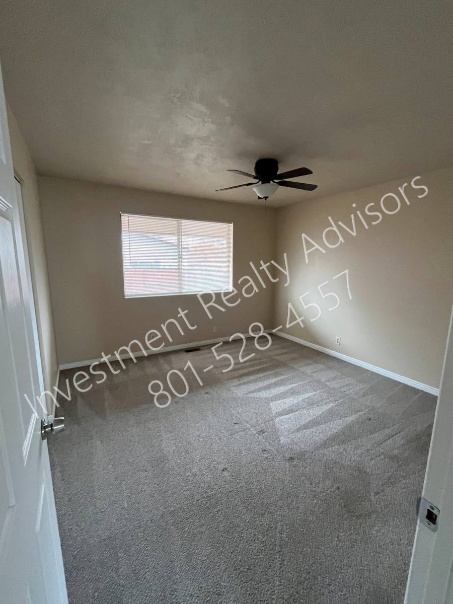 Townhouse for rent at 4580 S Wellington St #A, Salt Lake City, UT 84117