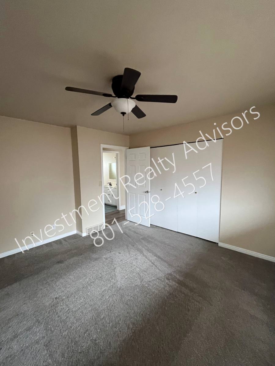 Townhouse for rent at 4580 S Wellington St #A, Salt Lake City, UT 84117