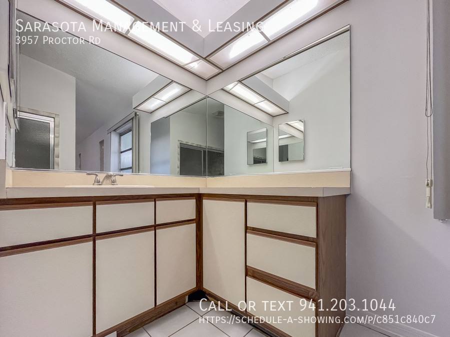 House for rent at 3957 Proctor Rd, Sarasota, FL 34233