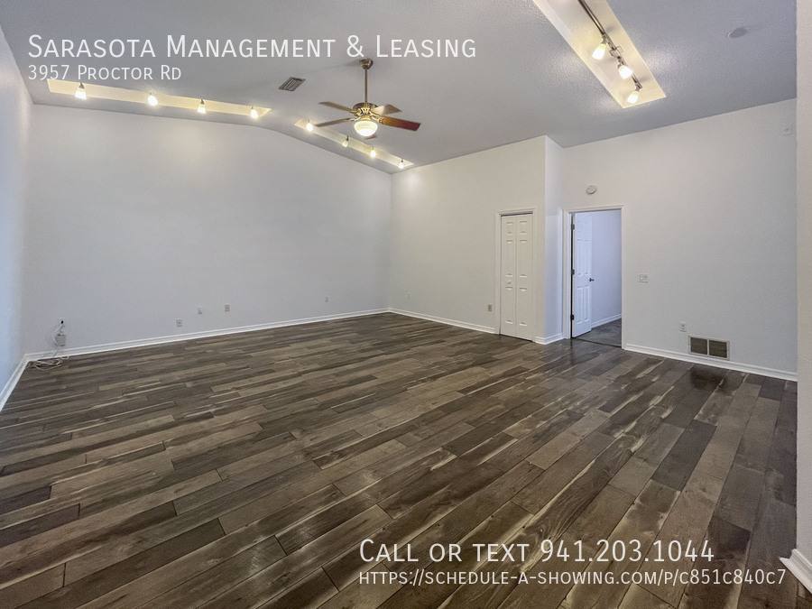 House for rent at 3957 Proctor Rd, Sarasota, FL 34233