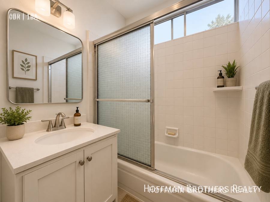 Apartment for rent at 14024 Oxnard St #20, Van Nuys, CA 91401