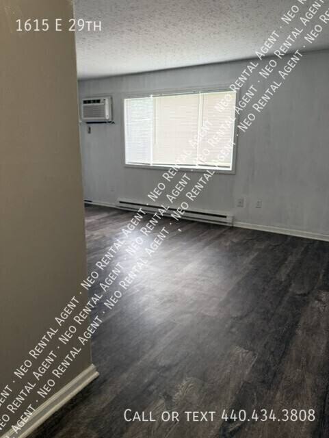 Apartment for rent at 1615 E 29th, Lorain, OH 44052