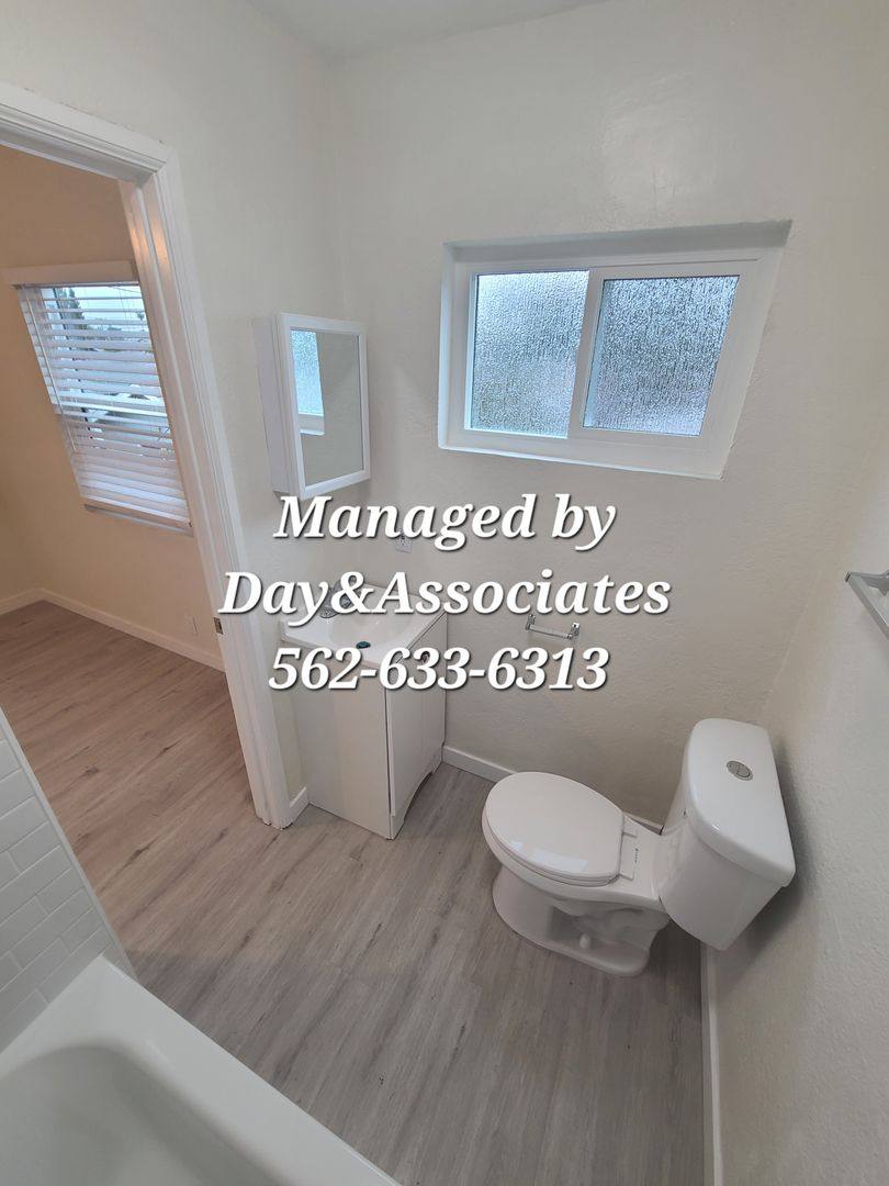 Apartment for rent at 11120 Pope Ave, Lynwood, CA 90262