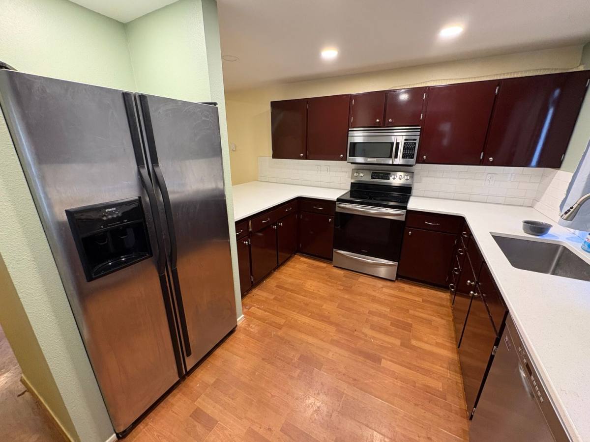 Townhouse for rent at 1050 NE Butler Market Rd, Bend, OR 97701
