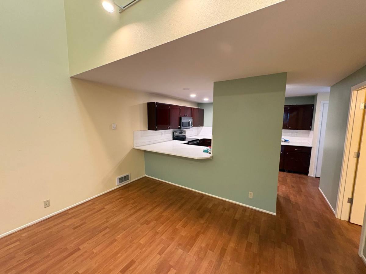 Townhouse for rent at 1050 NE Butler Market Rd, Bend, OR 97701