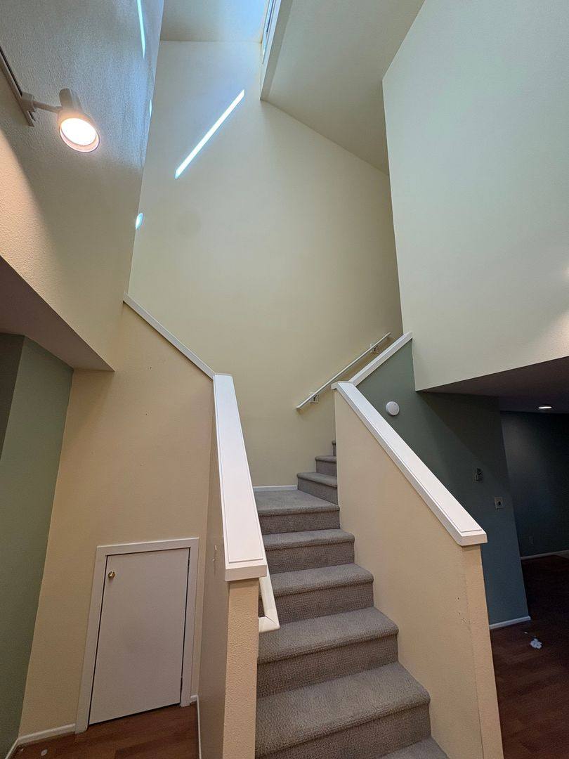 Townhouse for rent at 1050 NE Butler Market Rd, Bend, OR 97701