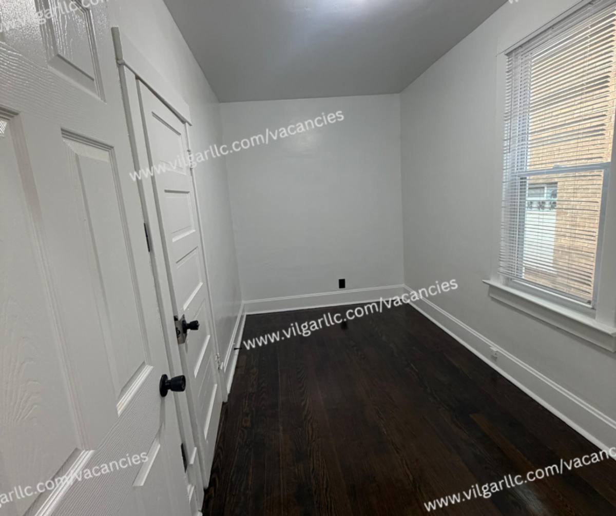 Apartment for rent at 1323 121st St, Whiting, IN 46394