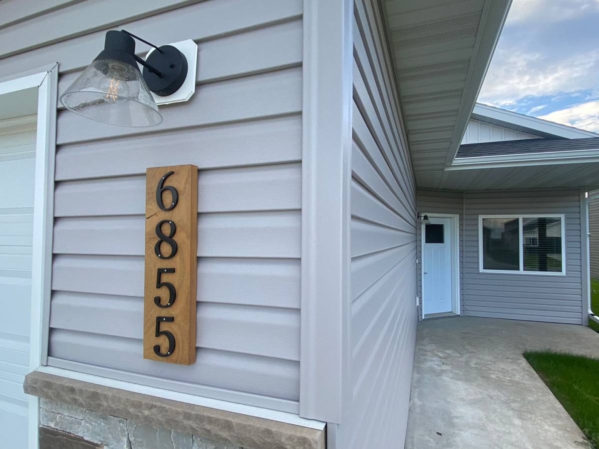 House for rent at 6855 67th St S, Horace, ND 58047