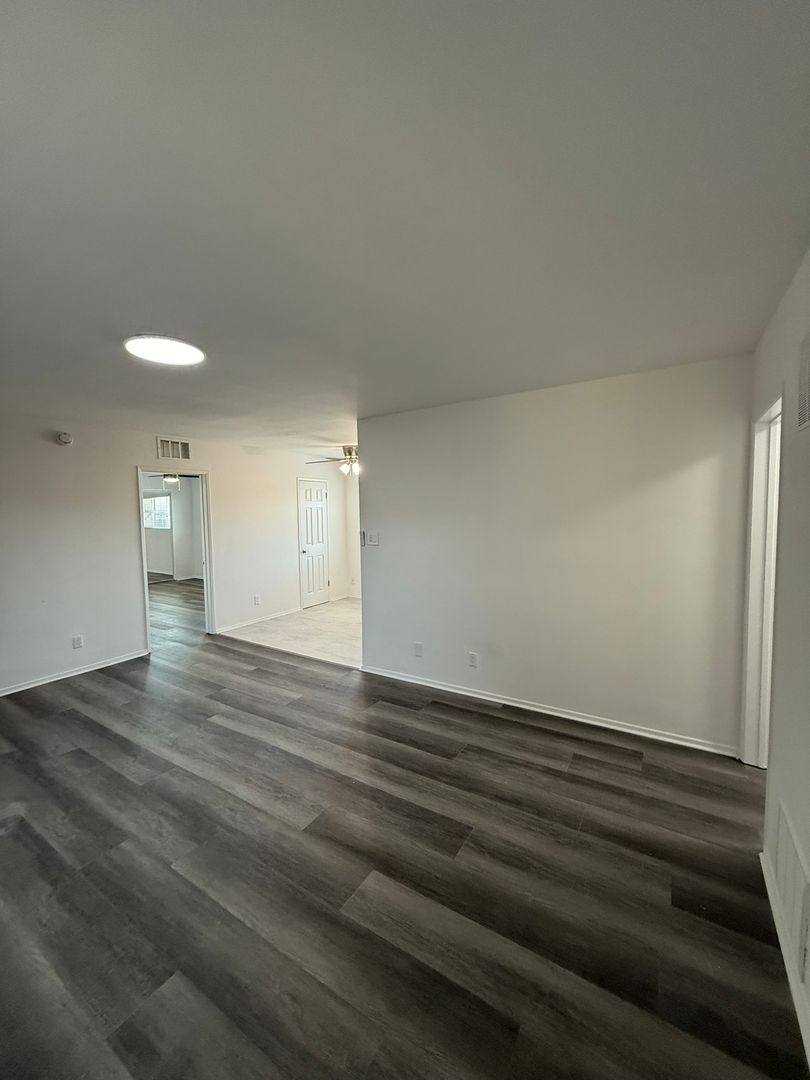 Apartment for rent at 2010 Garth Ave, Los Angeles, CA 90034