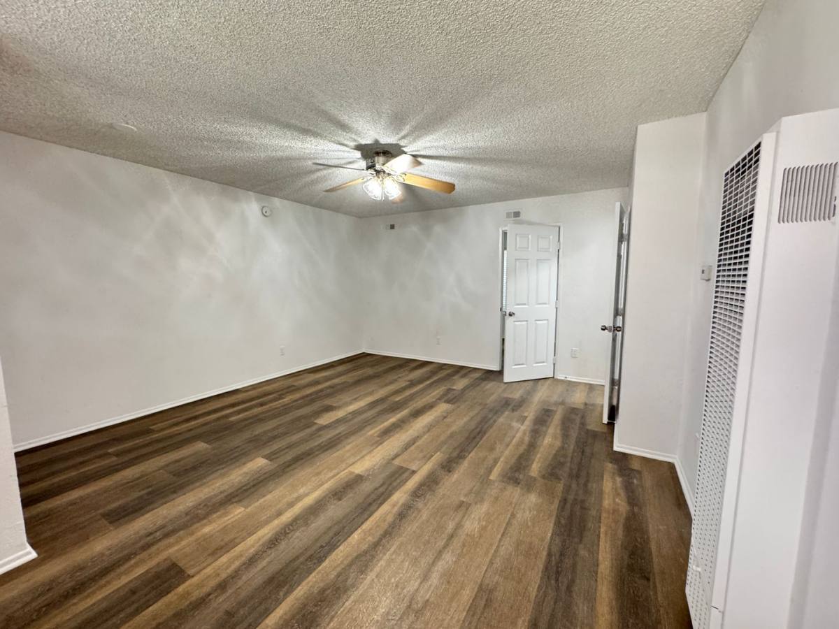Apartment for rent at 6736 Cleon Ave, North Hollywood, CA 91606