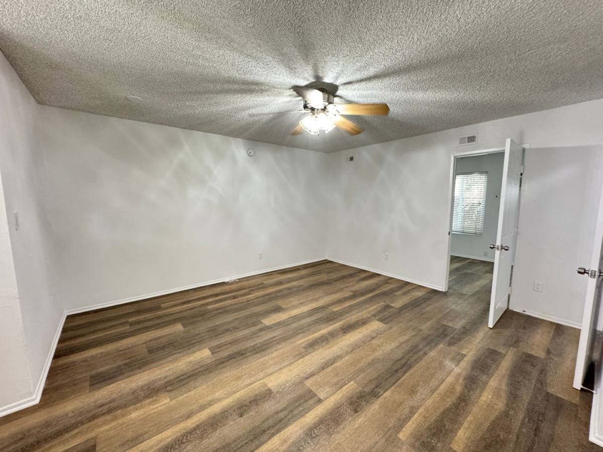 Apartment for rent at 6736 Cleon Ave, North Hollywood, CA 91606