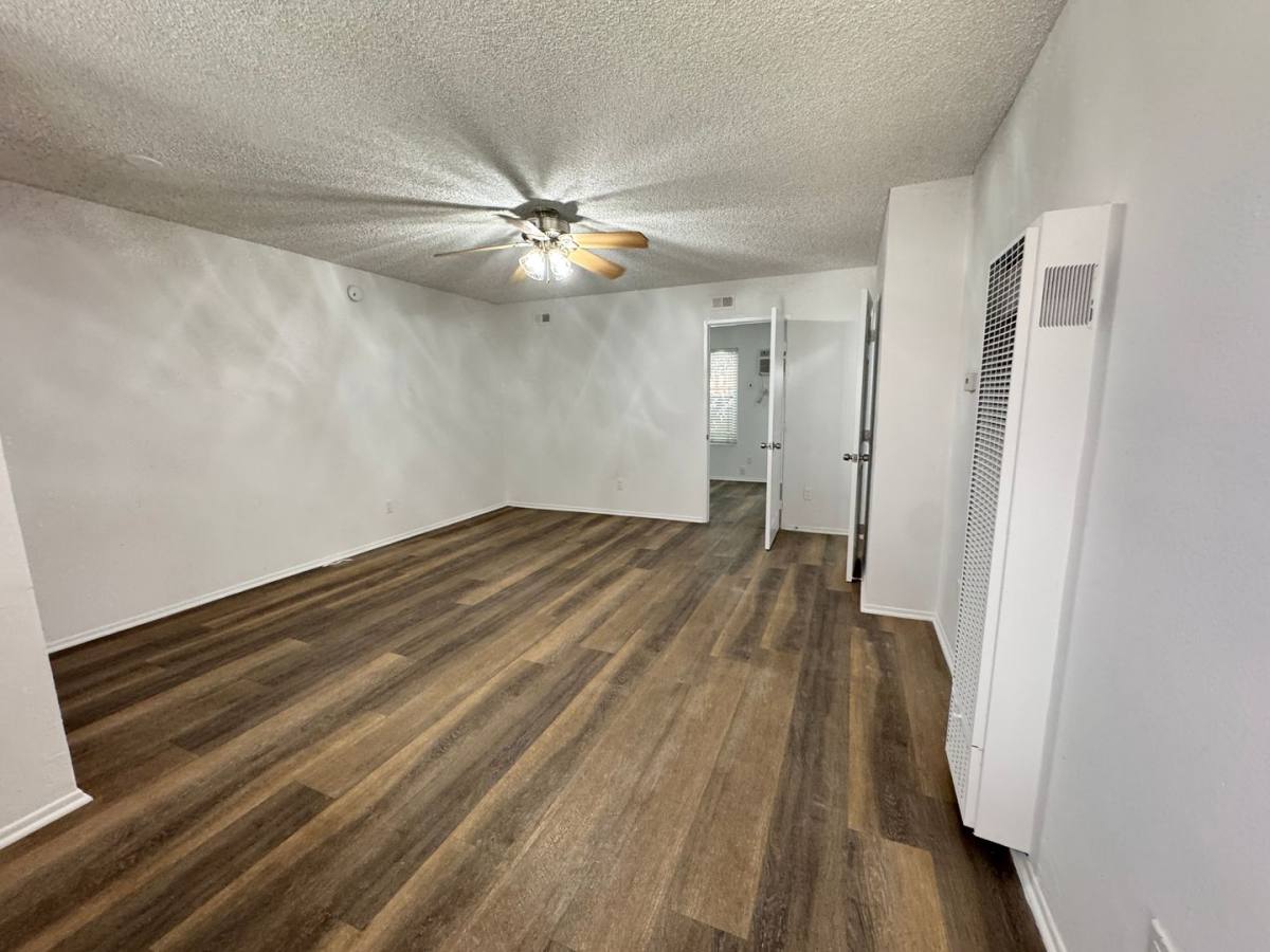 Apartment for rent at 6736 Cleon Ave, North Hollywood, CA 91606