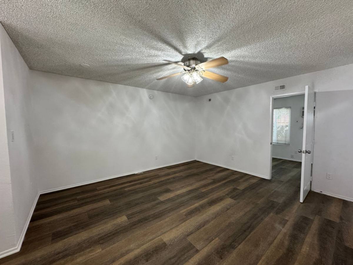 Apartment for rent at 6736 Cleon Ave, North Hollywood, CA 91606