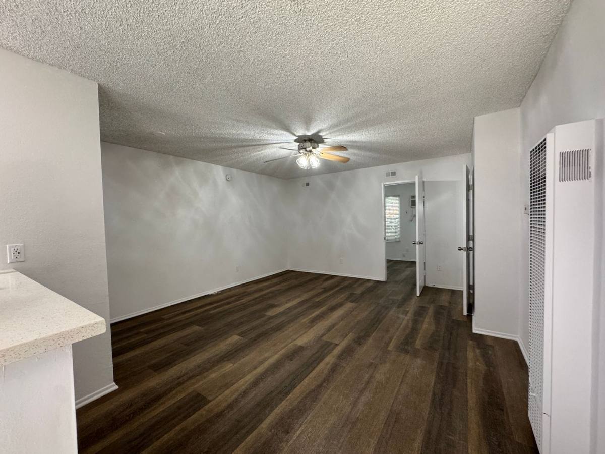 Apartment for rent at 6736 Cleon Ave, North Hollywood, CA 91606