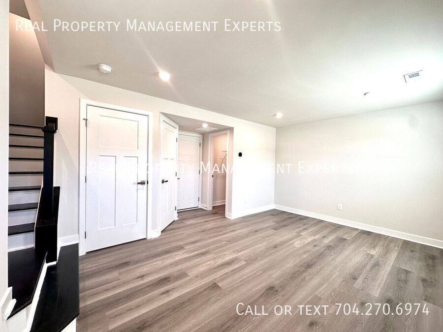 Townhouse for rent at 1410 Newell Towns Lane, Charlotte, NC 28262