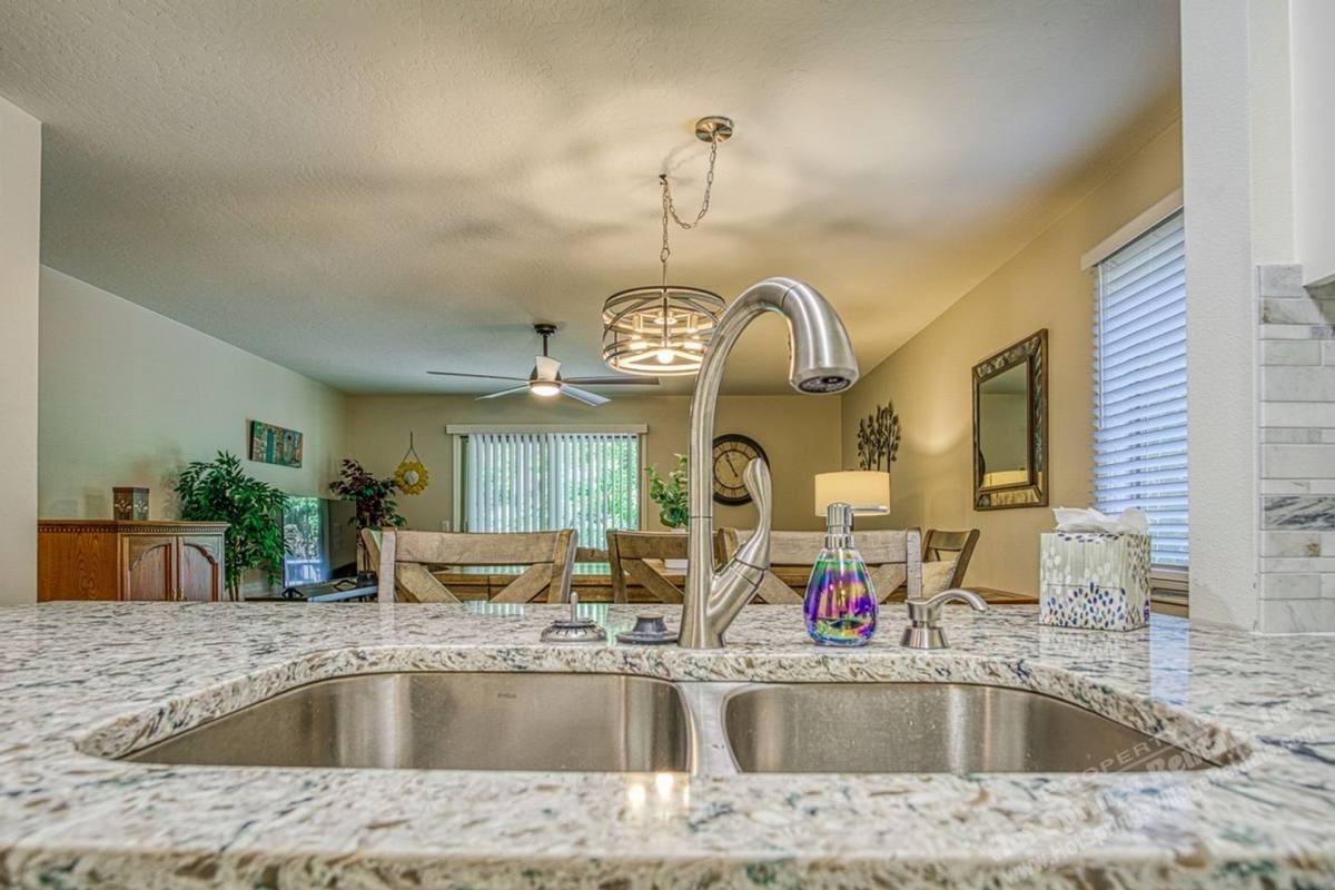 Townhouse for rent at 6 Palo Mastil Lane, Hot Springs Village, AR 71909