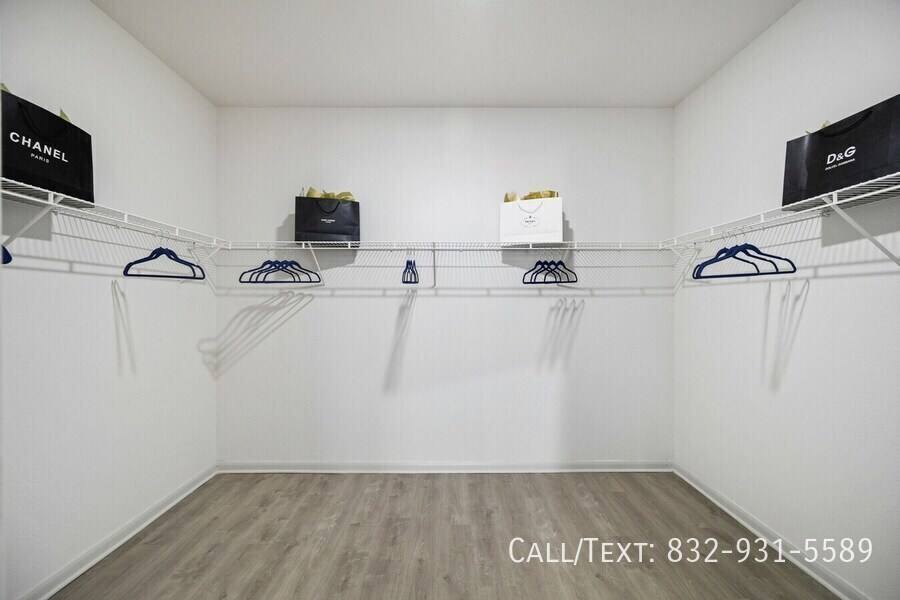 Apartment for rent at 9344 Fm1960 Business #HDB, Humble, TX 77338