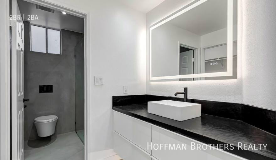 Apartment for rent at 639 Huntley Dr #4, West Hollywood, CA 90069