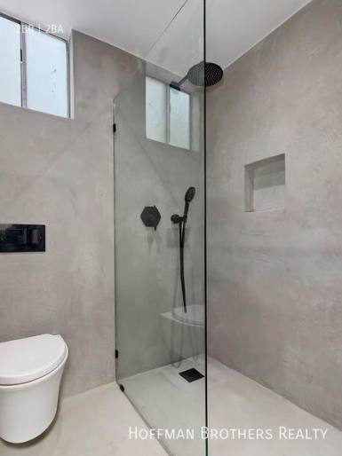 Apartment for rent at 639 Huntley Dr #4, West Hollywood, CA 90069