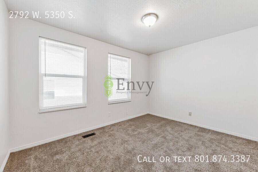 House for rent at 2792 W 5350 S, Roy, UT 84067