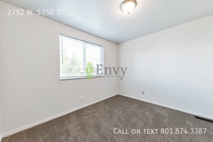 House for rent at 2792 W 5350 S, Roy, UT 84067