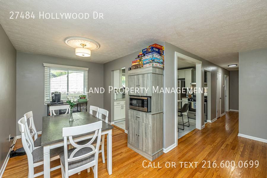 House for rent at 27484 Hollywood Dr, Westlake, OH 44145