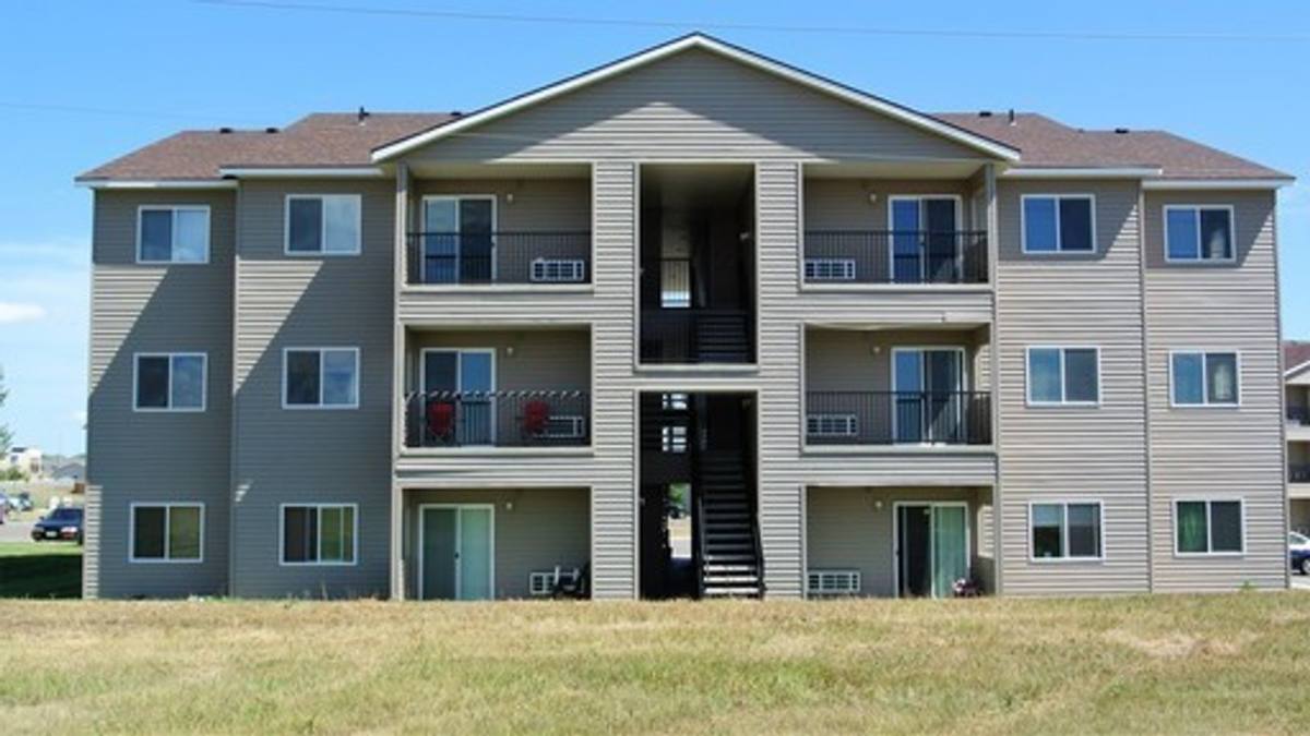 Condo for rent at 1620 20th Ave NW, Minot, ND 58703
