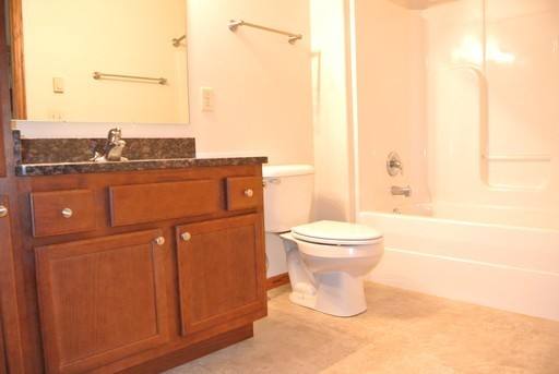 Apartment for rent at 2208 33rd St NW, Minot, ND 58703