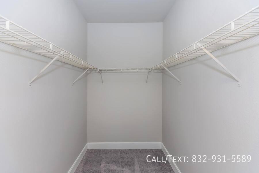 Apartment for rent at 6499 Guhn Rd #HLD2, Houston, TX 77040