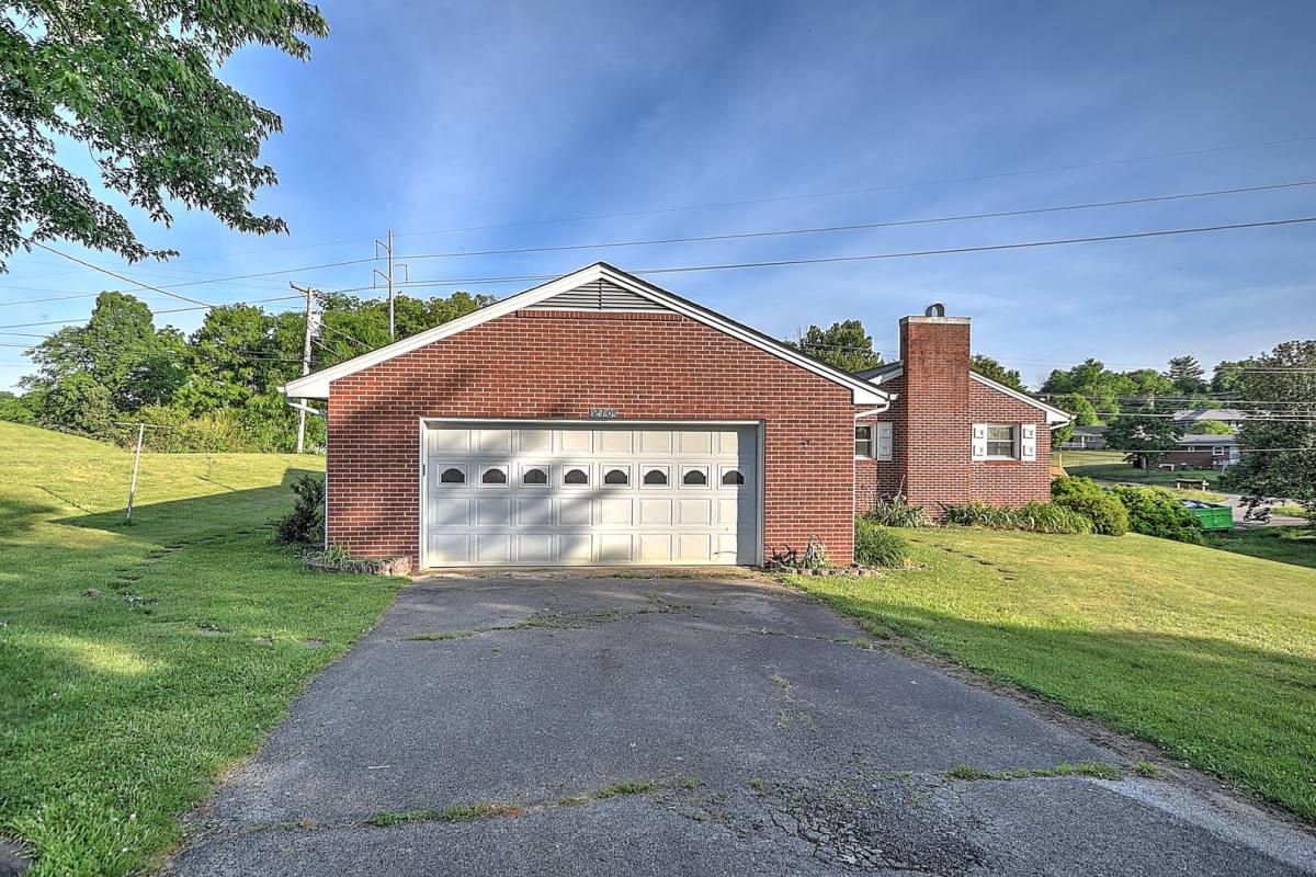 House for rent at 210 Mount Bethel Rd, Greeneville, TN 37745