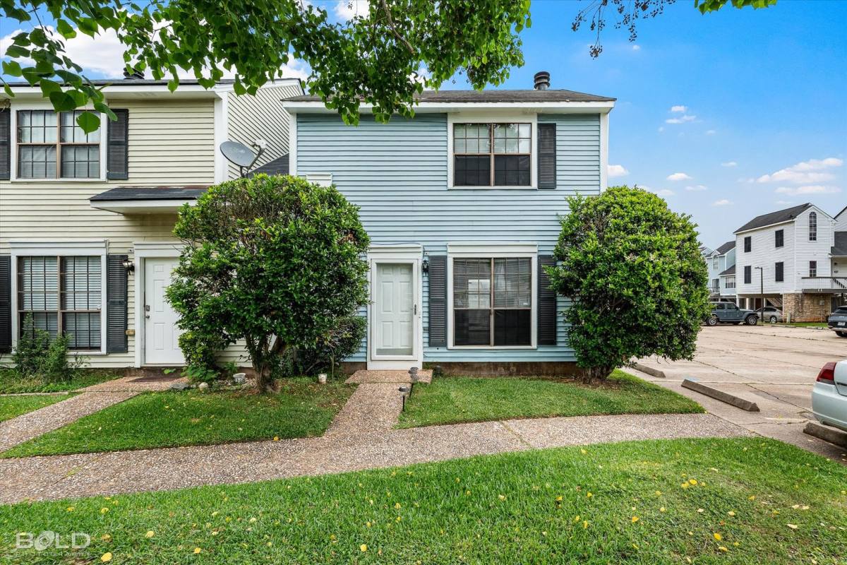 Townhouse for rent at 236 Settlers Park, Shreveport, LA 71115
