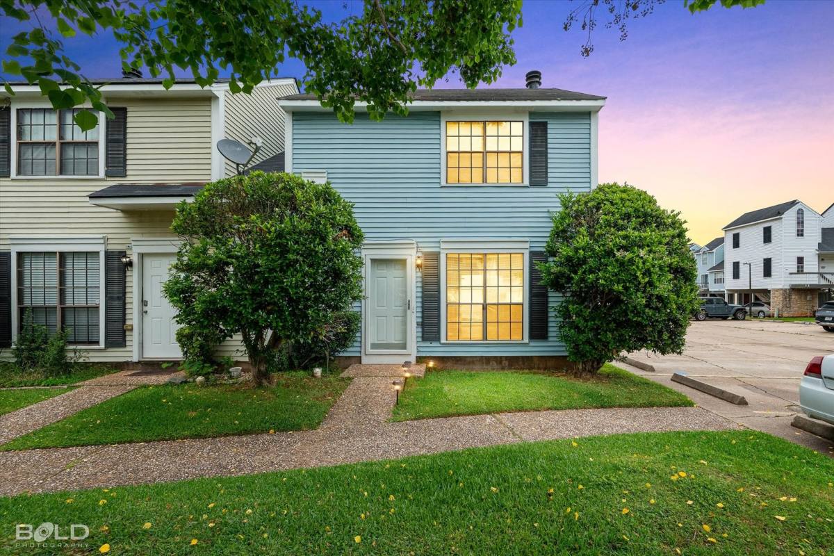 Townhouse for rent at 236 Settlers Park, Shreveport, LA 71115